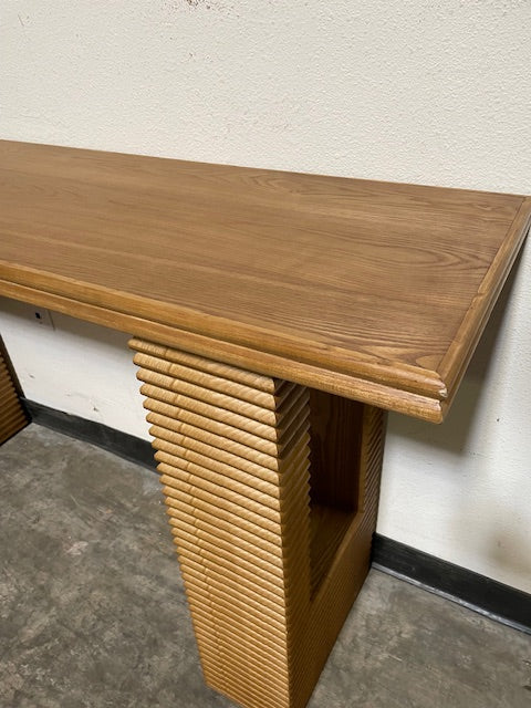 architectural console 