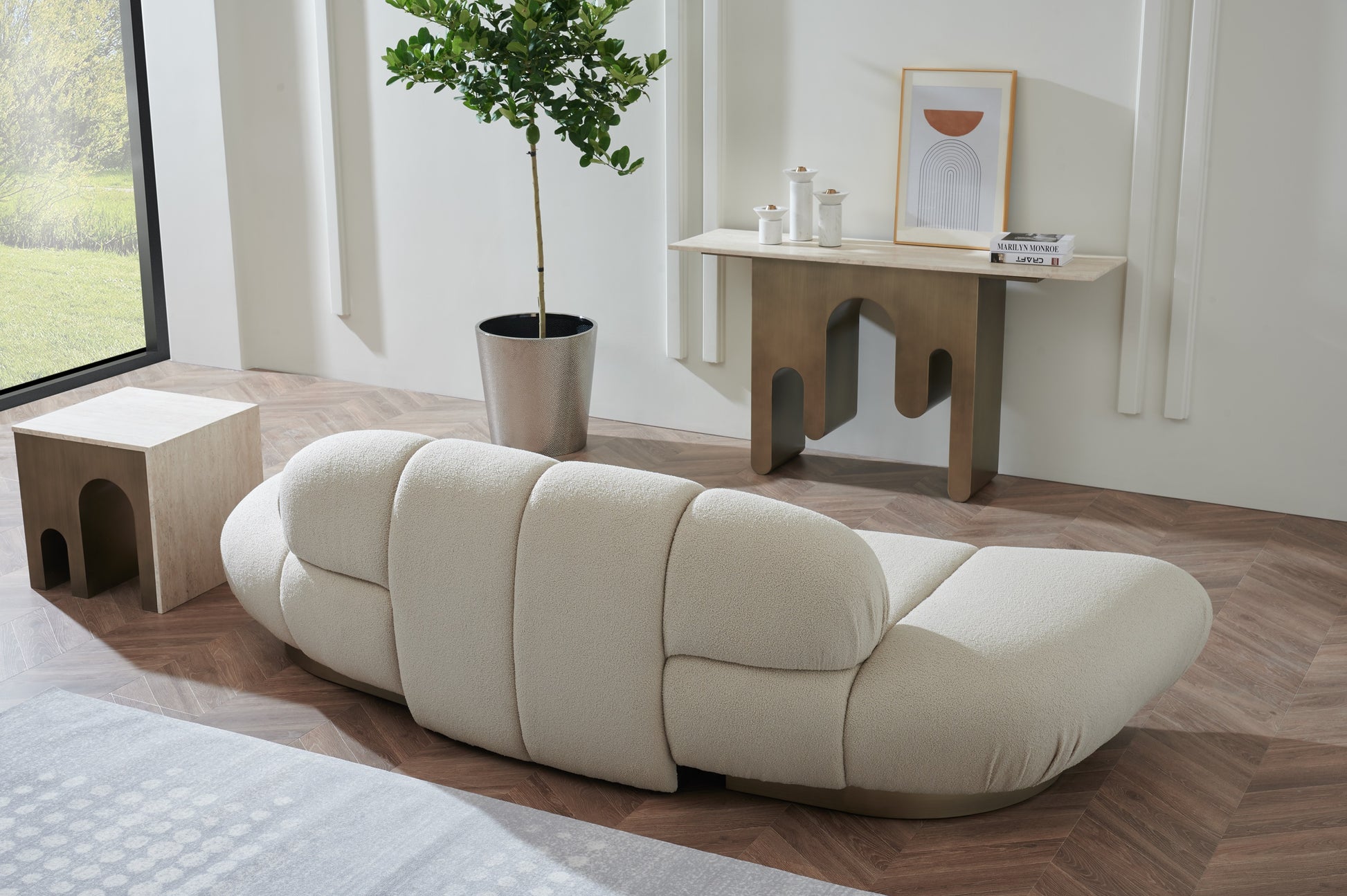 white modeern curved sofa
