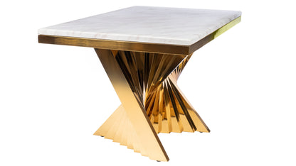 chic dining table